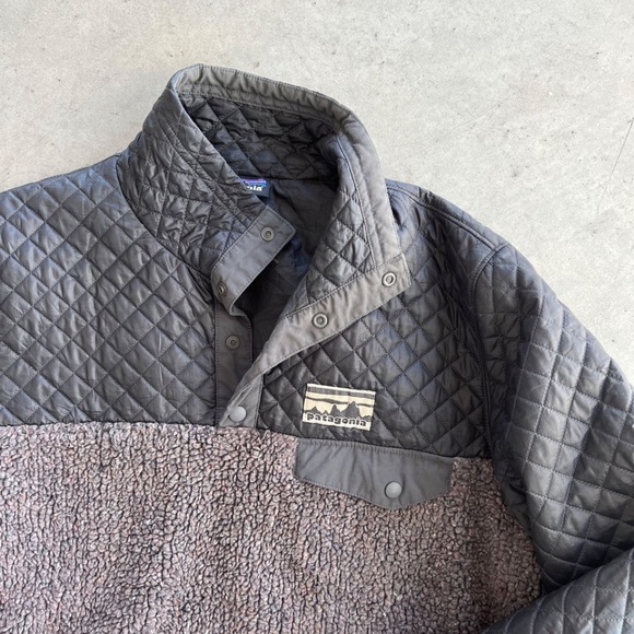 Patagonia Pull Over Button Up - RARE - Picture 5 of 5